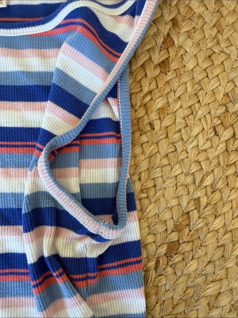 Mossimo Ribbed Tank - Picture 4 of 4